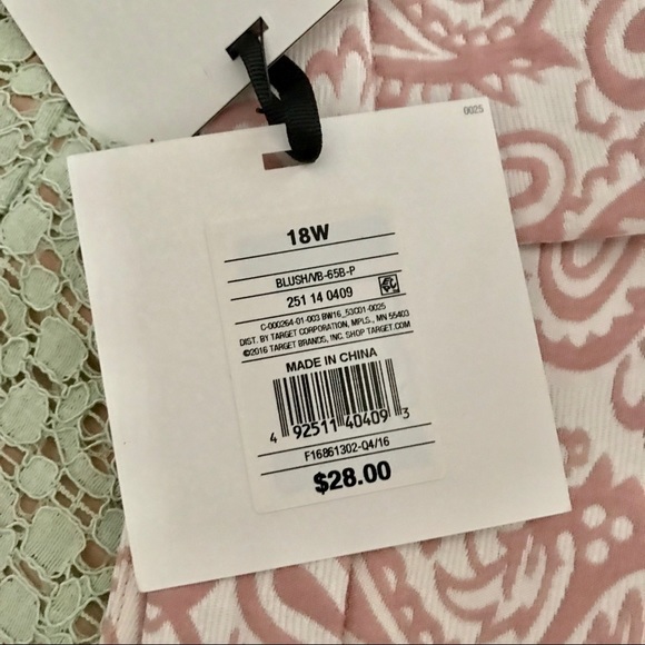 🌎Donating‼️ 🌟HP🌟Victoria Beckham Shorts - Picture 7 of 8